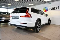 Volvo V60 Cross Country AWD LUXURY+ B&W ULTIMATE BRIGHT XENIUM 2 184kW thumbnail