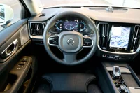 Volvo V60 Cross Country AWD LUXURY+ B&W ULTIMATE BRIGHT XENIUM 2 184kW thumbnail