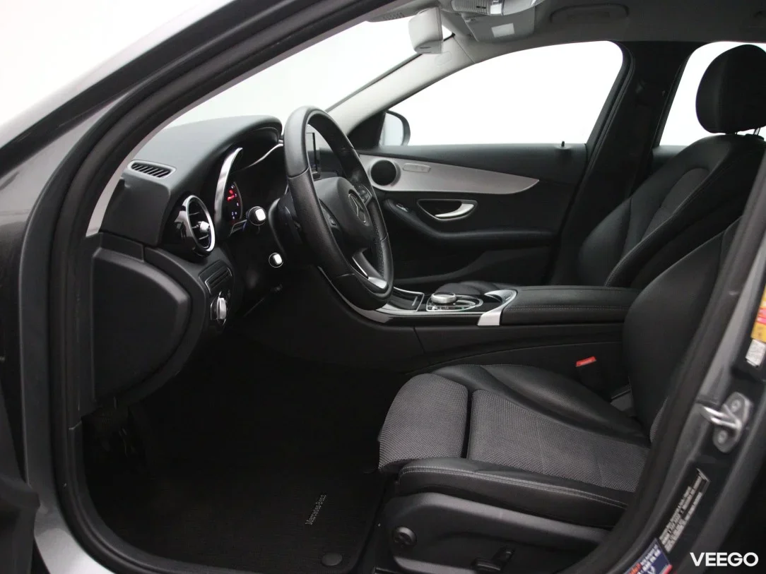 Mercedes-Benz C180 1.6 115kW