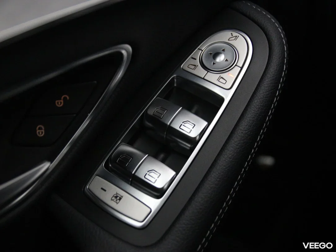 Mercedes-Benz C180 1.6 115kW