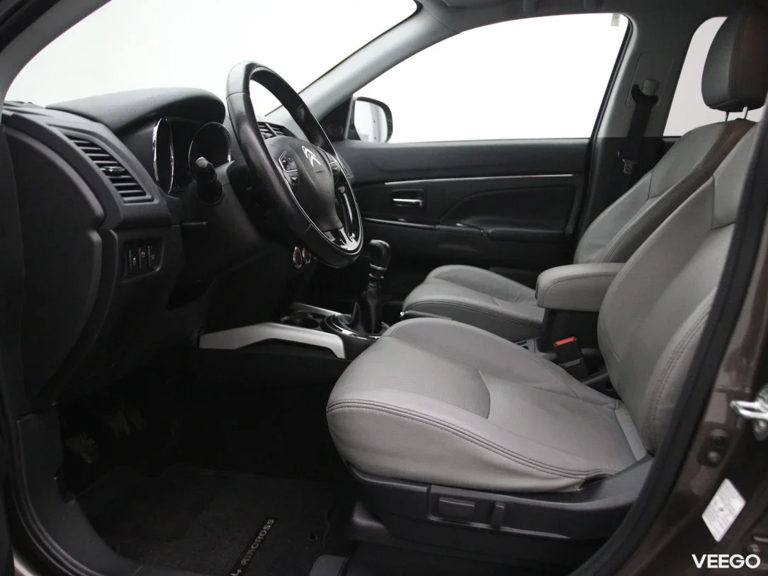 Citroen C4 1.6 84kW