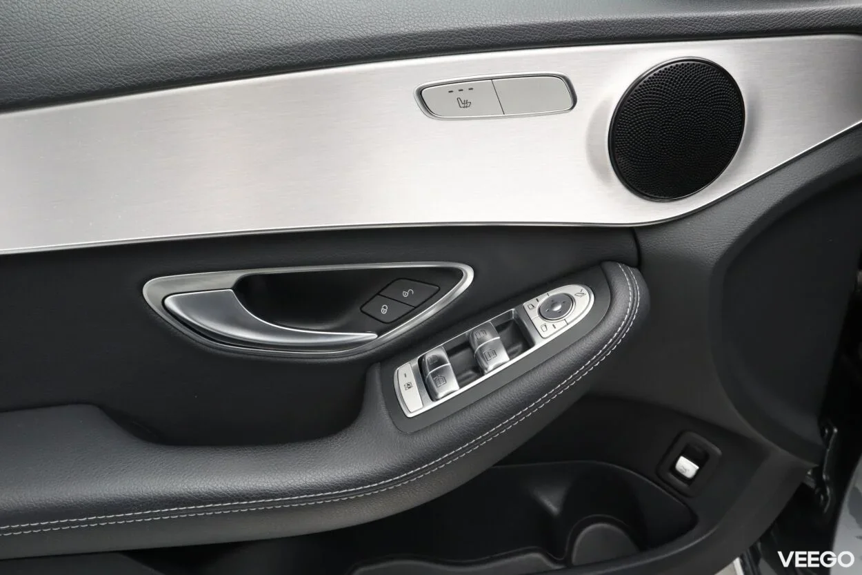 Mercedes-Benz C200 4MATIC EQ Avantgarde 135kW