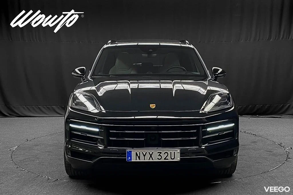 Porsche Cayenne E-Hybrid 470HK /Bakaxelstyrning /HuD/Se Spec 346kW