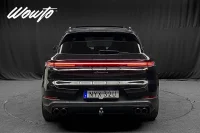 Porsche Cayenne E-Hybrid 470HK /Bakaxelstyrning /HuD/Se Spec 346kW thumbnail