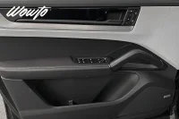 Porsche Cayenne E-Hybrid 470HK /Bakaxelstyrning /HuD/Se Spec 346kW thumbnail