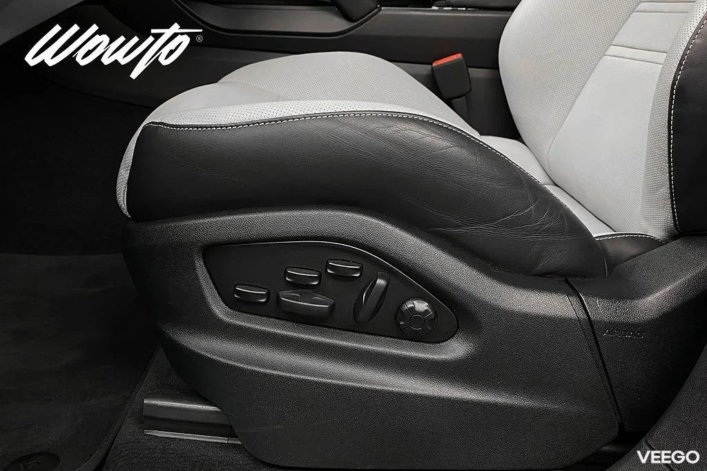 Porsche Cayenne E-Hybrid 470HK /Bakaxelstyrning /HuD/Se Spec 346kW