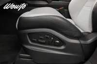 Porsche Cayenne E-Hybrid 470HK /Bakaxelstyrning /HuD/Se Spec 346kW thumbnail