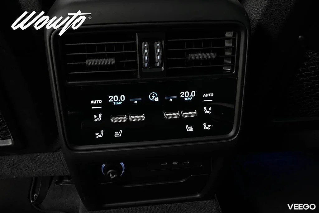 Porsche Cayenne E-Hybrid 470HK /Bakaxelstyrning /HuD/Se Spec 346kW