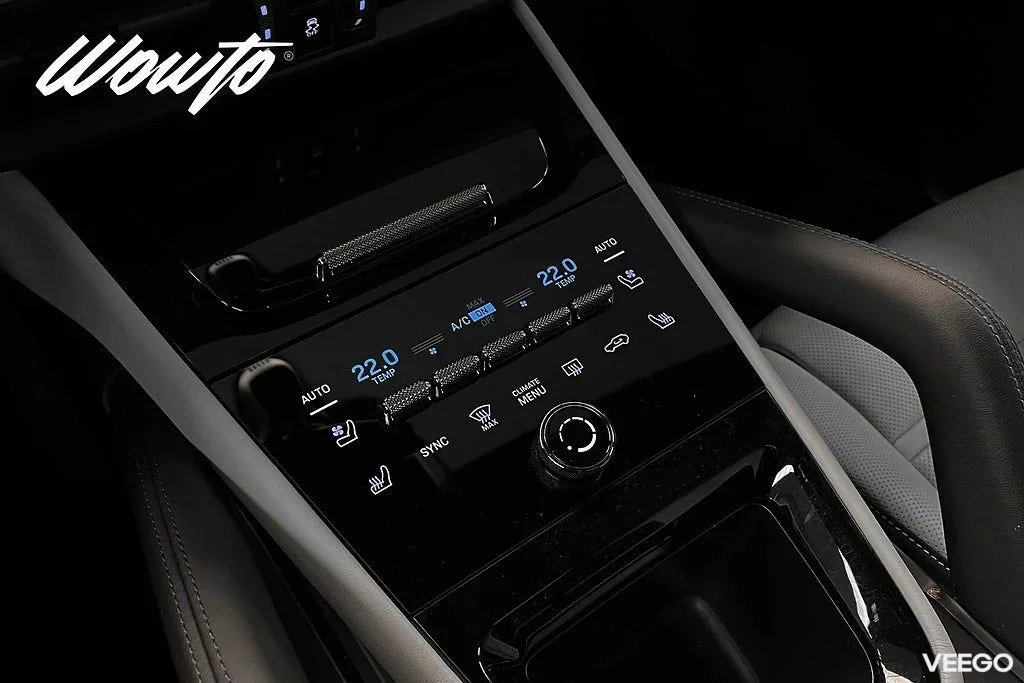 Porsche Cayenne E-Hybrid 470HK /Bakaxelstyrning /HuD/Se Spec 346kW