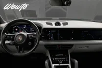 Porsche Cayenne E-Hybrid 470HK /Bakaxelstyrning /HuD/Se Spec 346kW thumbnail