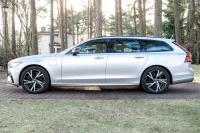 Volvo V90 T8 R-Design DARK Long Range 2 335kW thumbnail