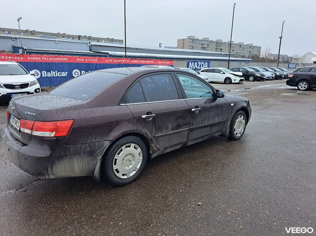 Hyundai Sonata 2.4 119kW