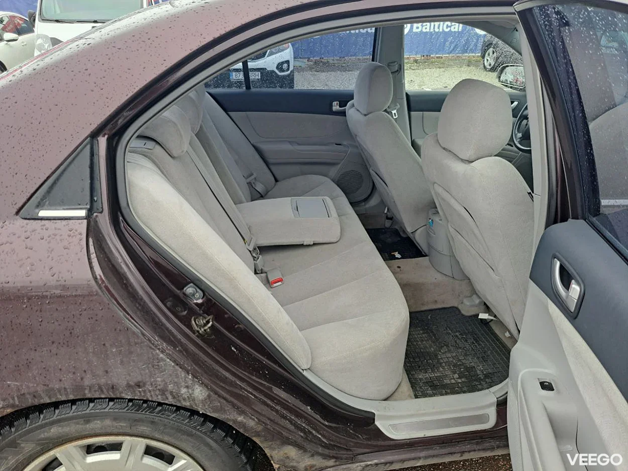 Hyundai Sonata 2.4 119kW