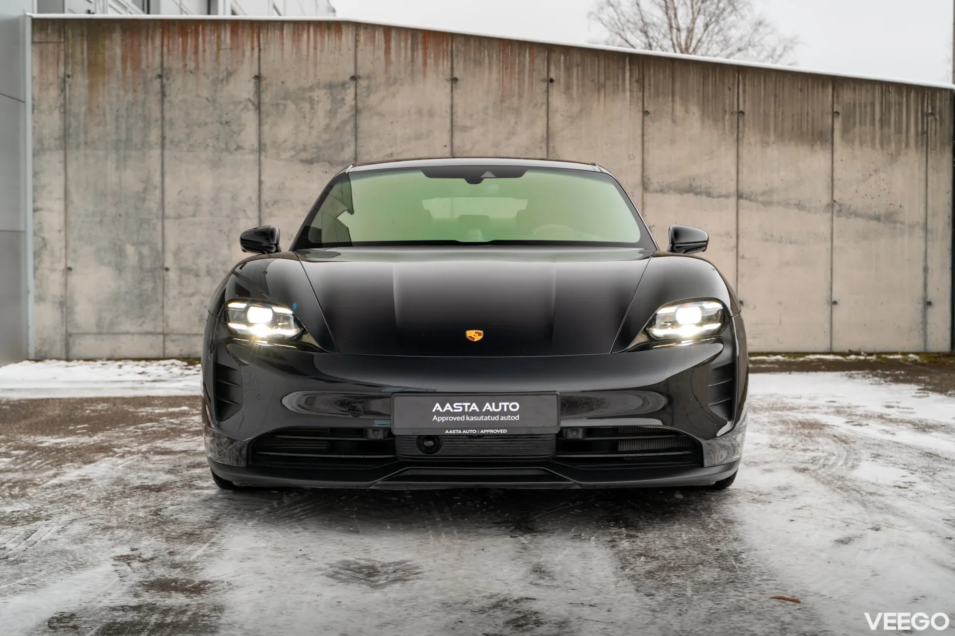 Porsche Taycan 440kW