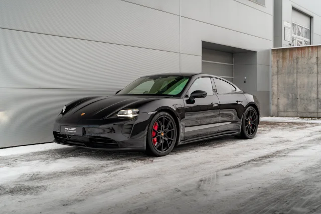 Image of Porsche Taycan 440kW