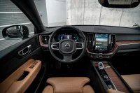 Volvo XC60 2.0 145kW thumbnail
