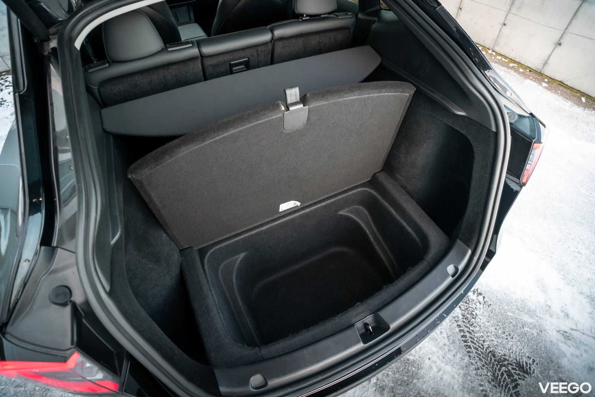 Tesla Model Y   Long Range Dual Motor AWD 378kW