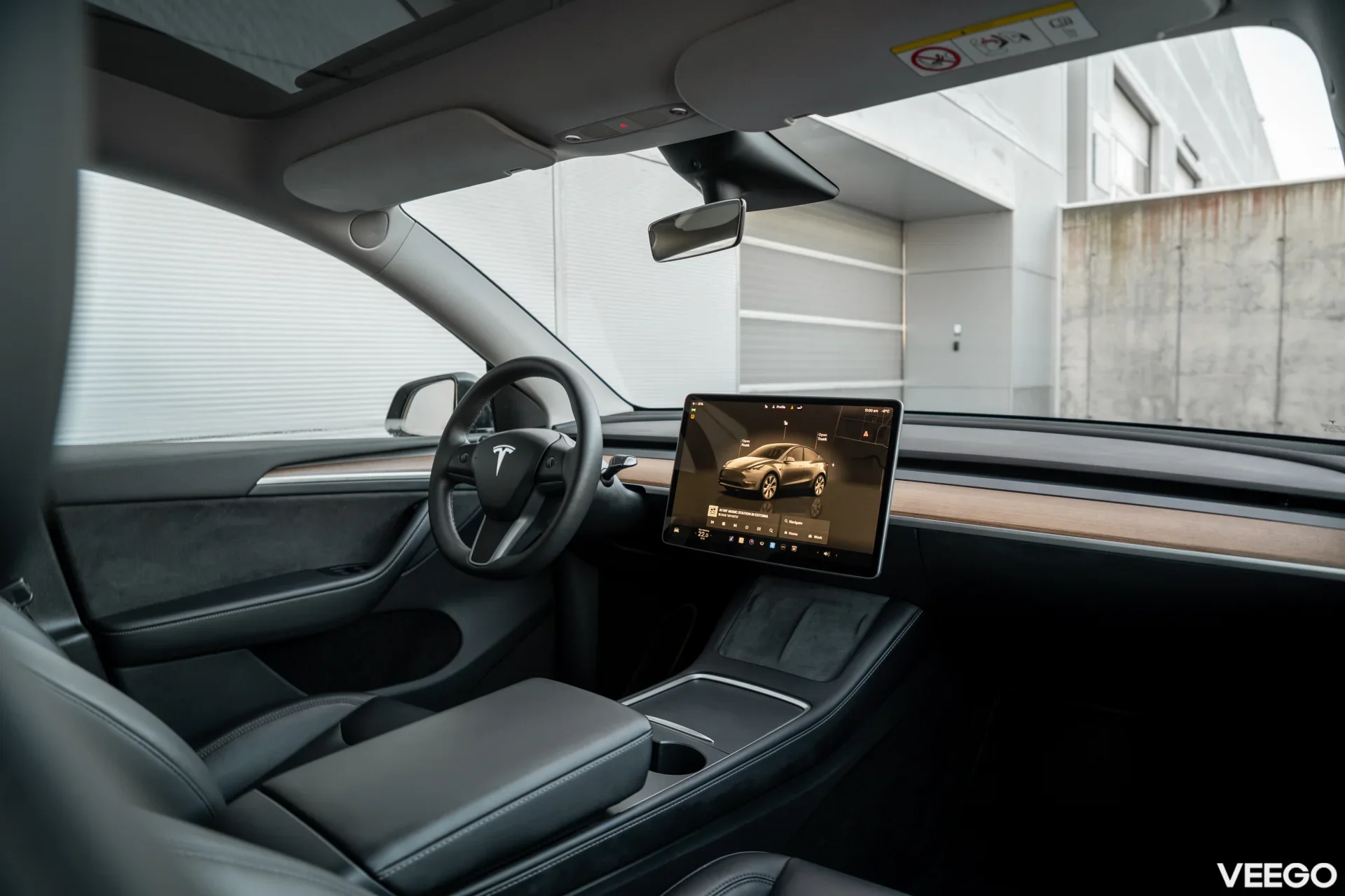 Tesla Model Y   Long Range Dual Motor AWD 378kW