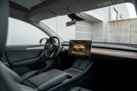 Tesla Model Y   Long Range Dual Motor AWD 378kW thumbnail