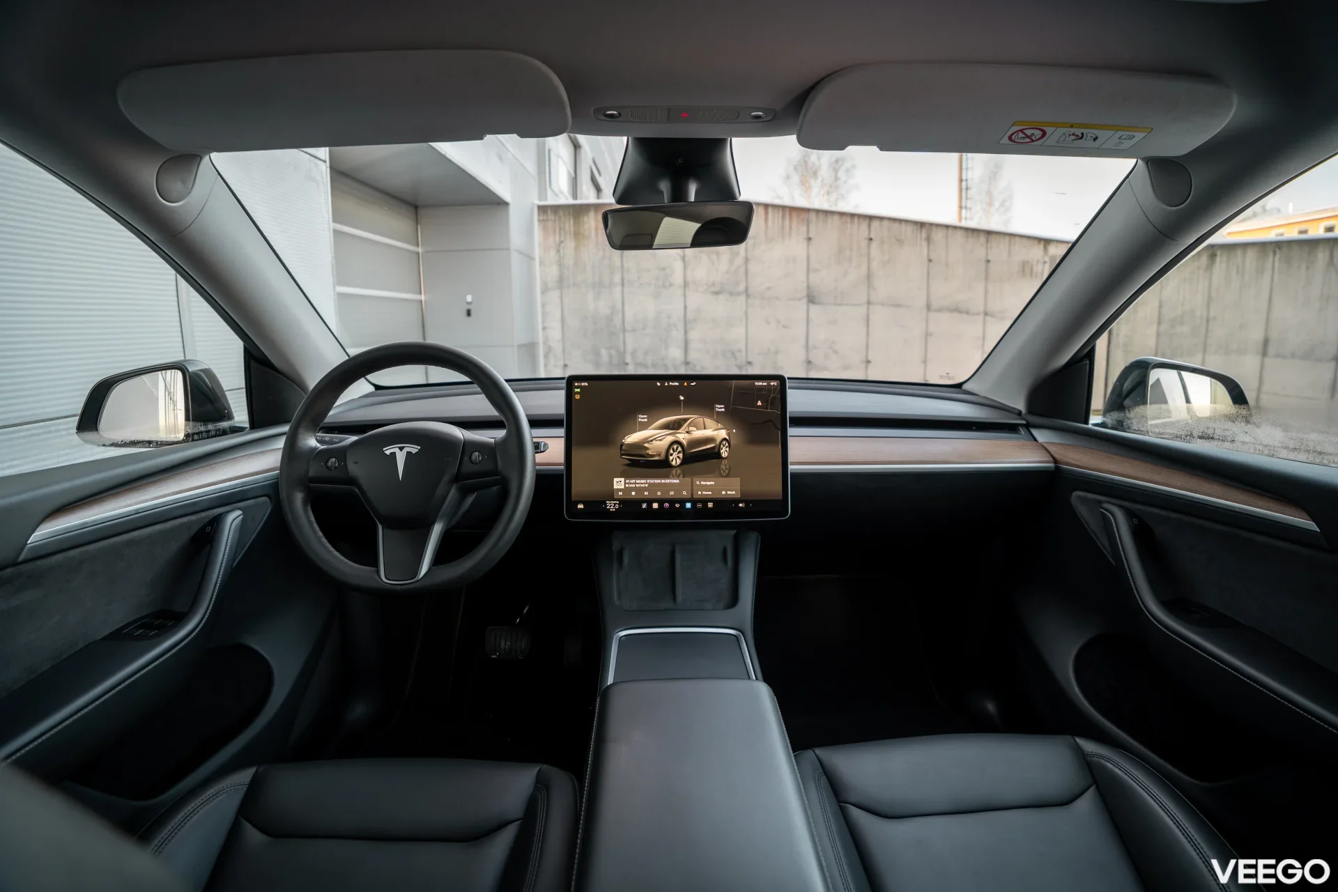 Tesla Model Y   Long Range Dual Motor AWD 378kW