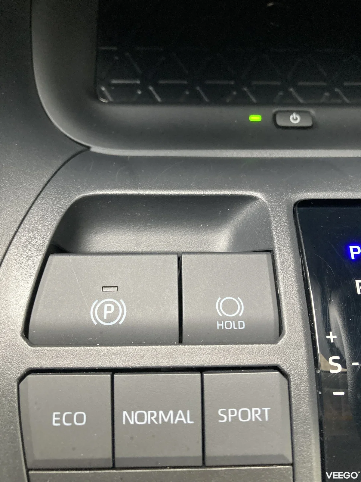 Toyota RAV4 2.5 131kW