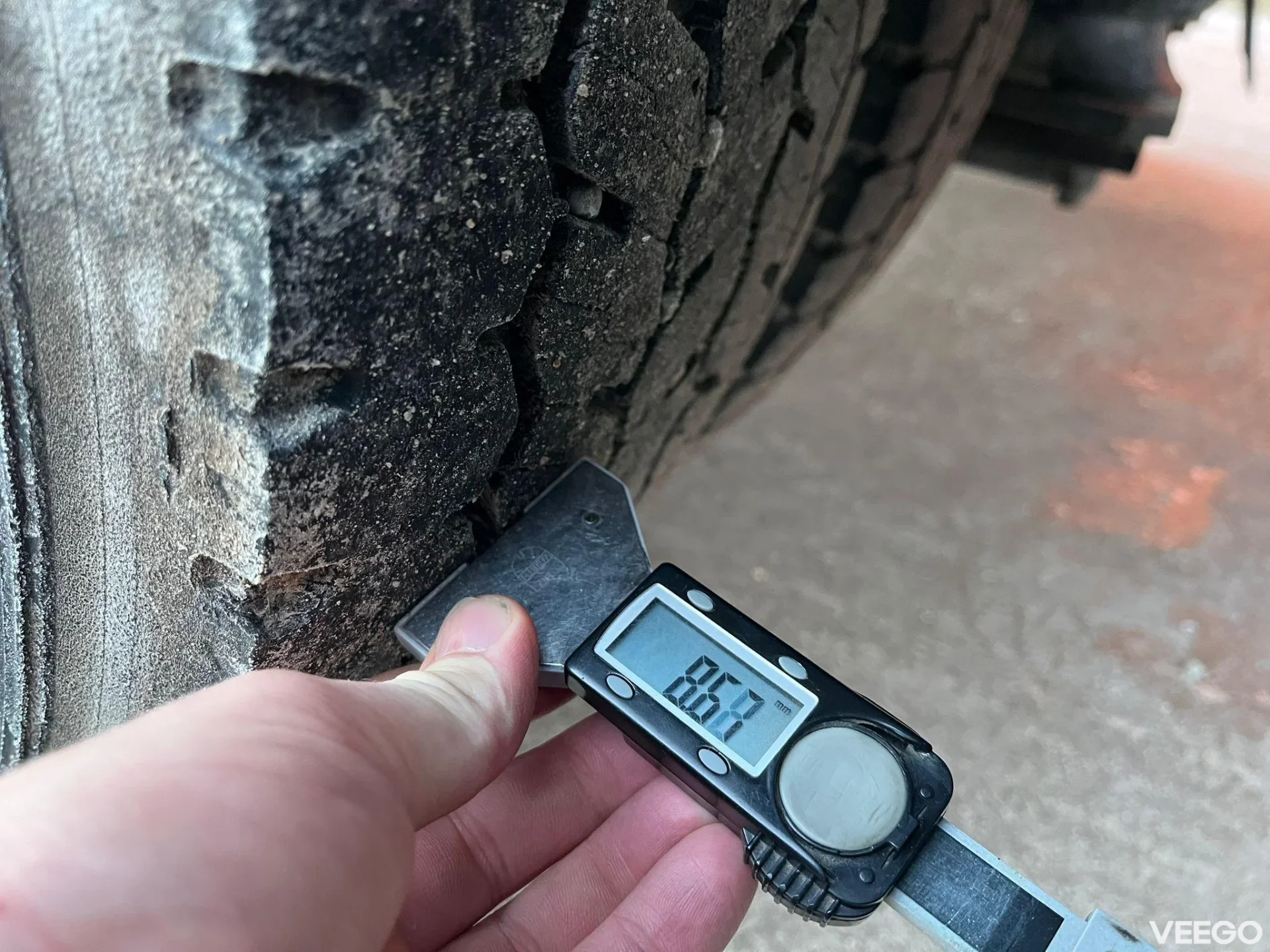 Volvo FL210 BOX L=8764 154kW