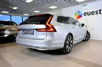 Volvo V90 AWD T6 B&W ULTRA BRIGHT XENIUM INTELLI SAFE PRO 2 293kW thumbnail
