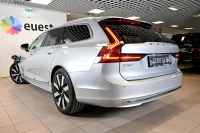 Volvo V90 AWD T6 B&W ULTRA BRIGHT XENIUM INTELLI SAFE PRO 2 293kW thumbnail