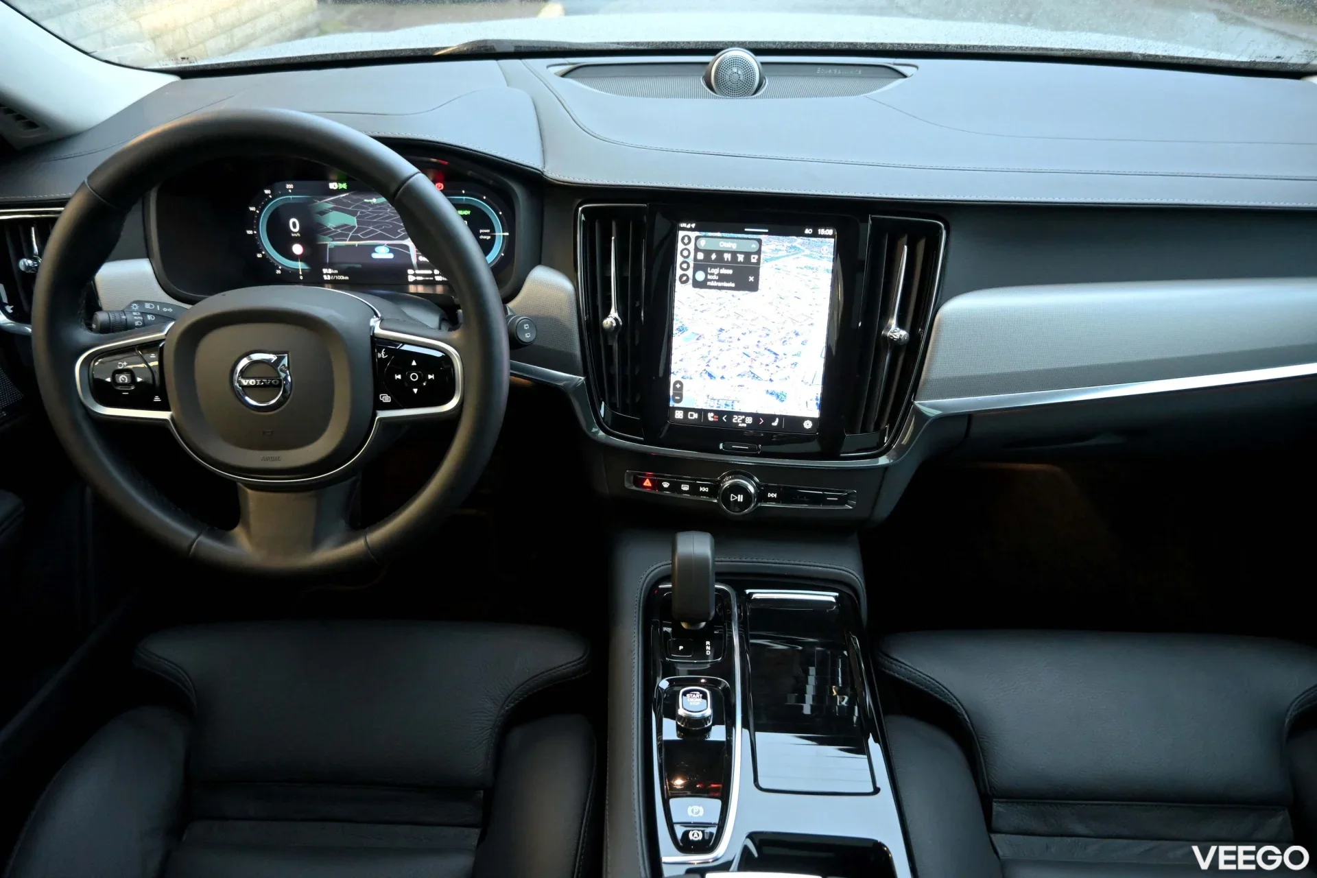 Volvo V90 AWD T6 B&W ULTRA BRIGHT XENIUM INTELLI SAFE PRO 2 293kW