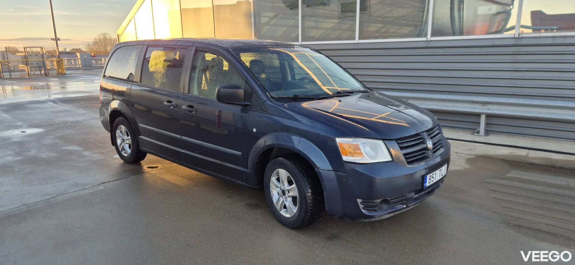 Dodge Grand Caravan 3.3 131kW
