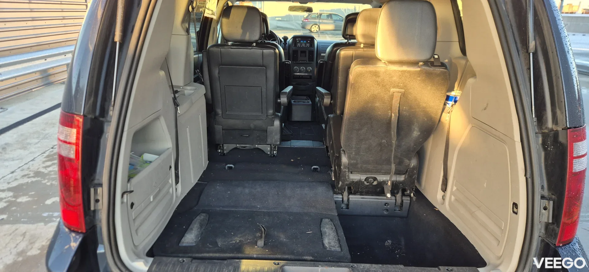 Dodge Grand Caravan 3.3 131kW