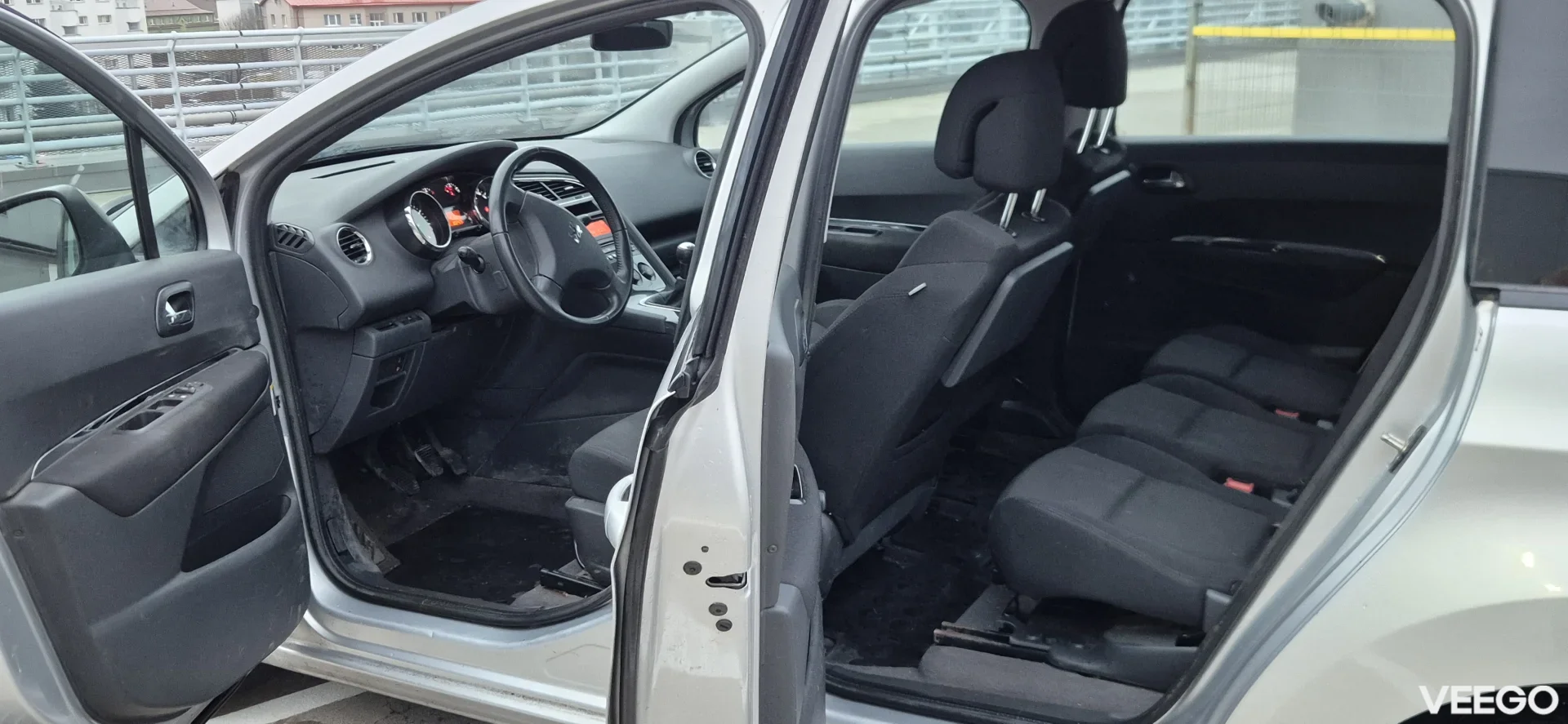 Peugeot 5008 1.6 88kW