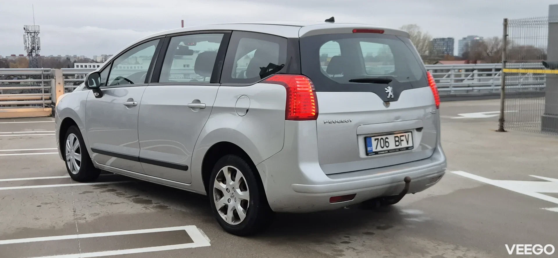 Peugeot 5008 1.6 88kW