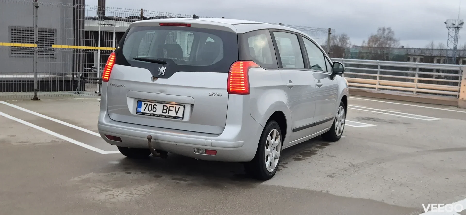 Peugeot 5008 1.6 88kW