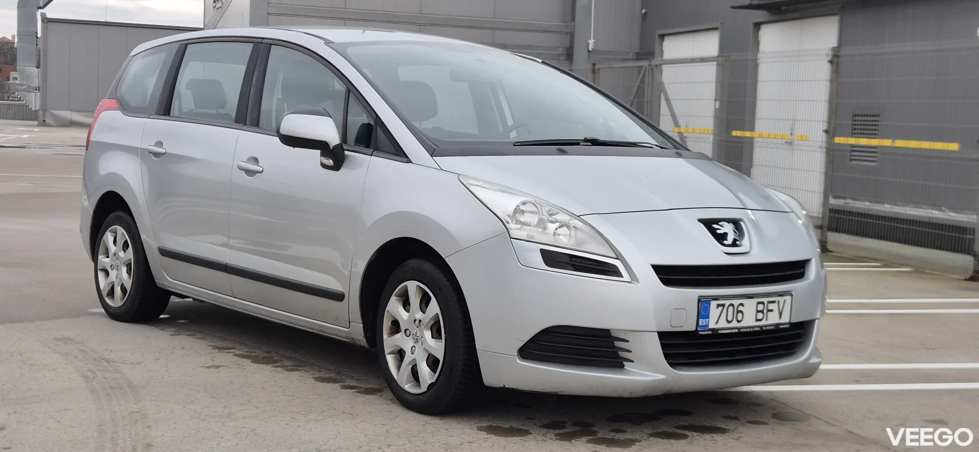 Peugeot 5008 1.6 88kW