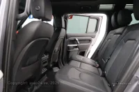 Land Rover Defender SE X-Dynamic 3 147kW thumbnail