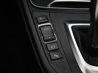 BMW 335 3 230kW thumbnail