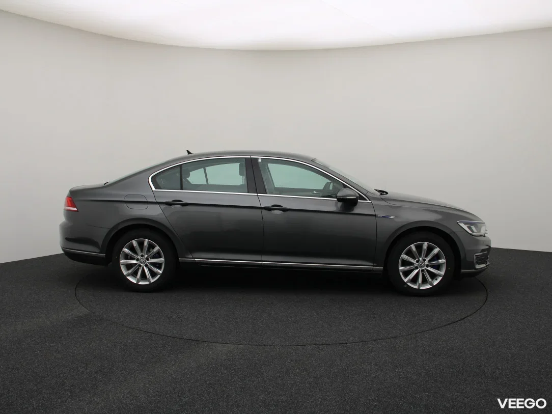 Volkswagen Passat 1.4 115kW