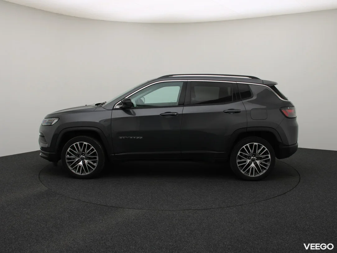 Jeep Compass 1.3 96kW