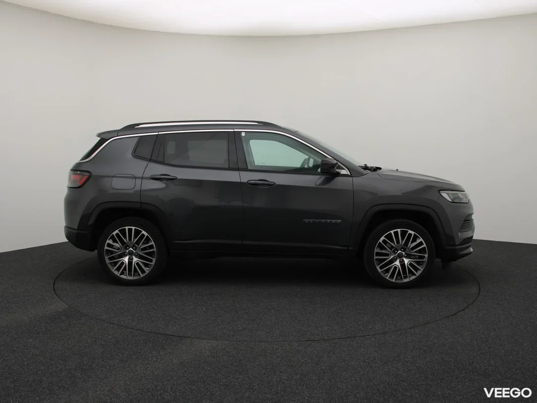 Jeep Compass 1.3 96kW