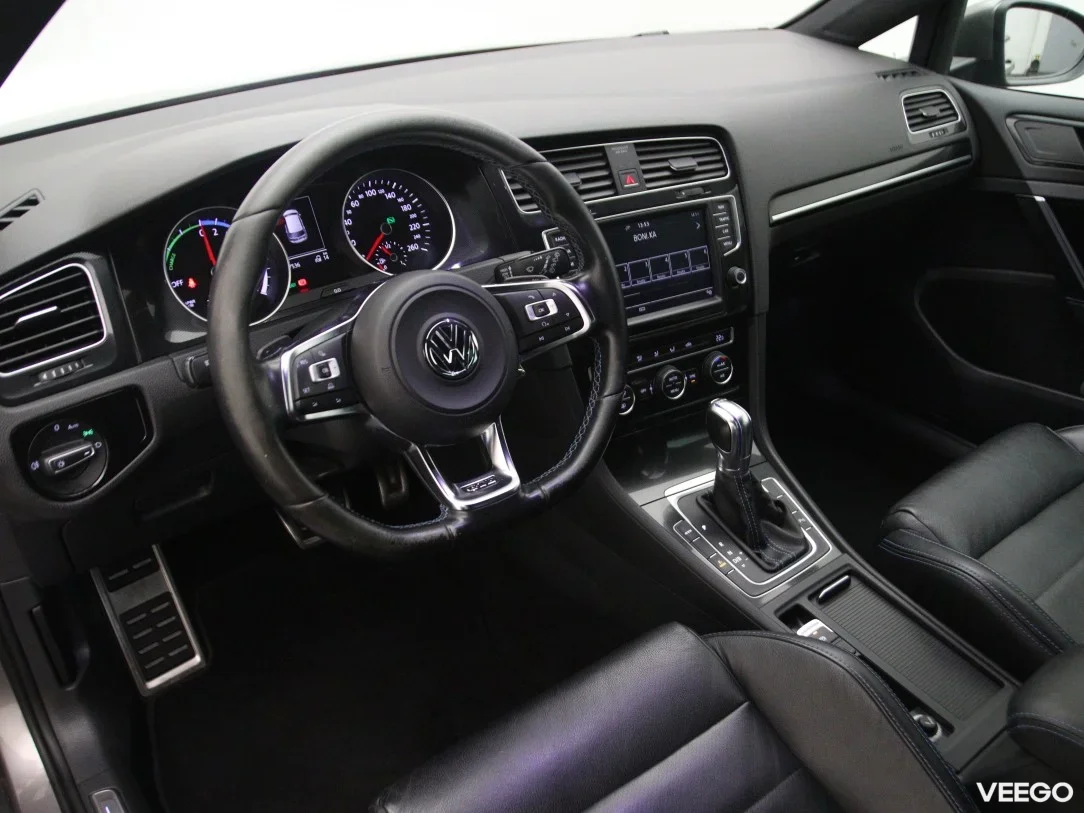 Volkswagen Golf 1.4 110kW