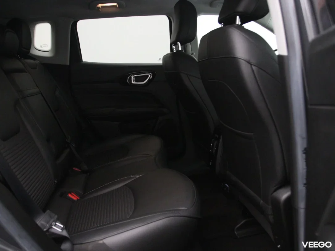 Jeep Compass 1.3 96kW