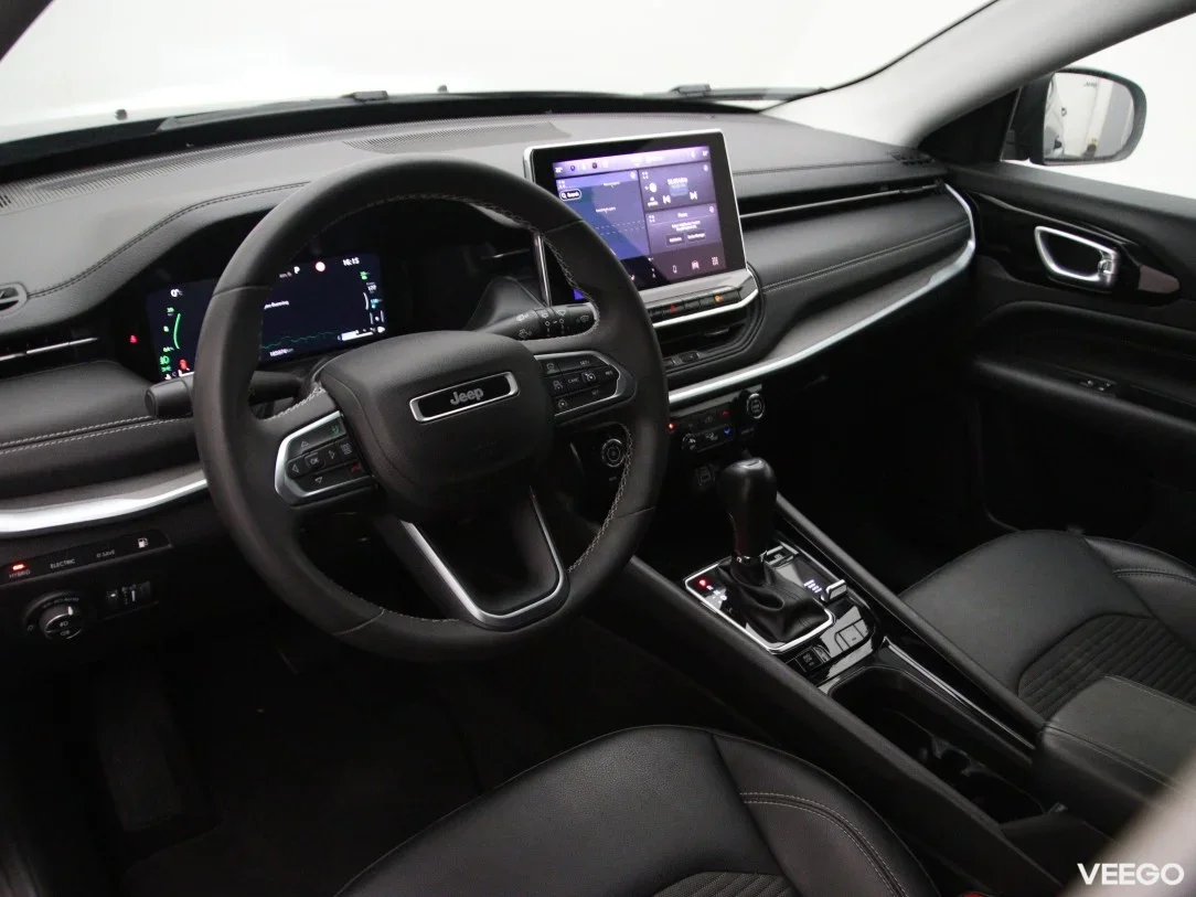 Jeep Compass 1.3 96kW