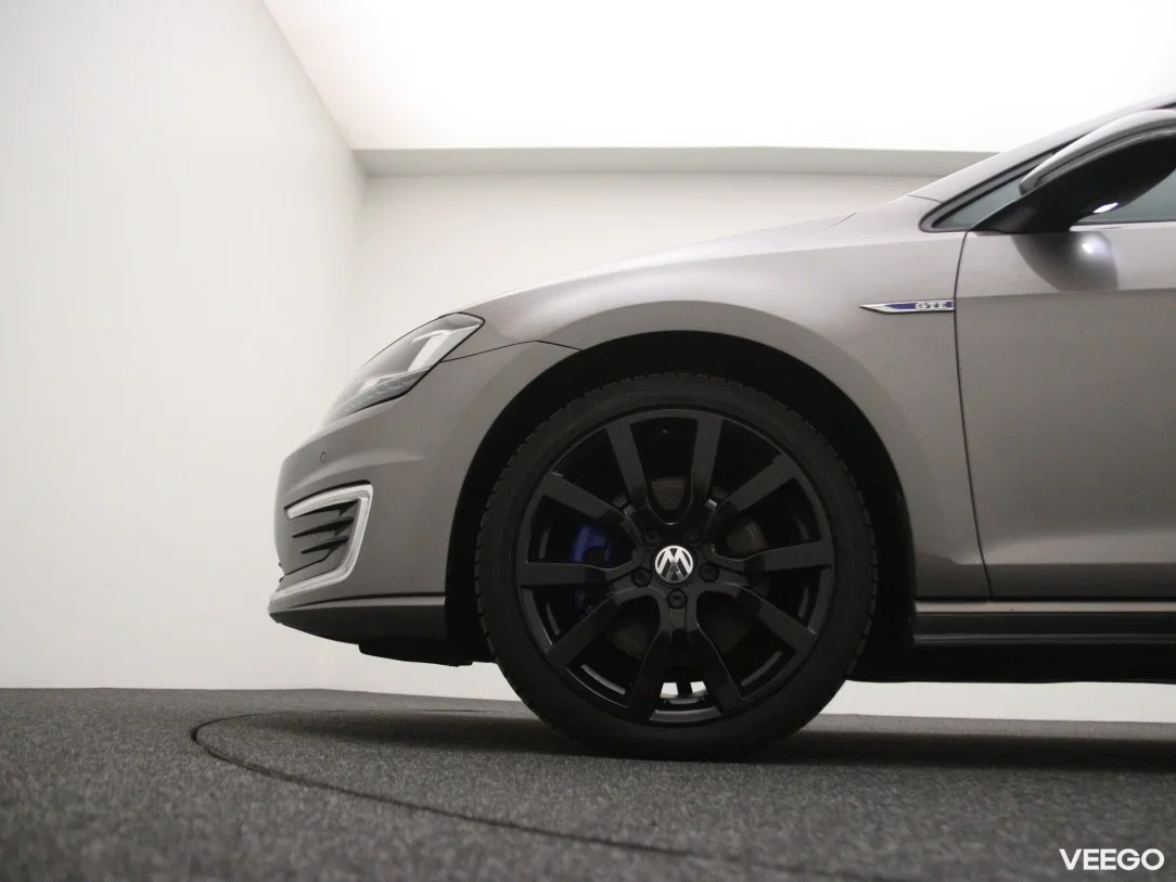 Volkswagen Golf 1.4 110kW