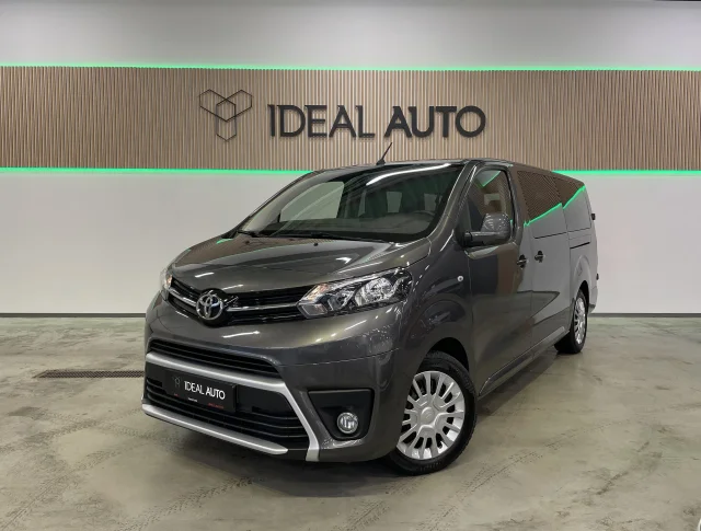 Image of Toyota Proace Verso Long Double side door Shuttle 130kW