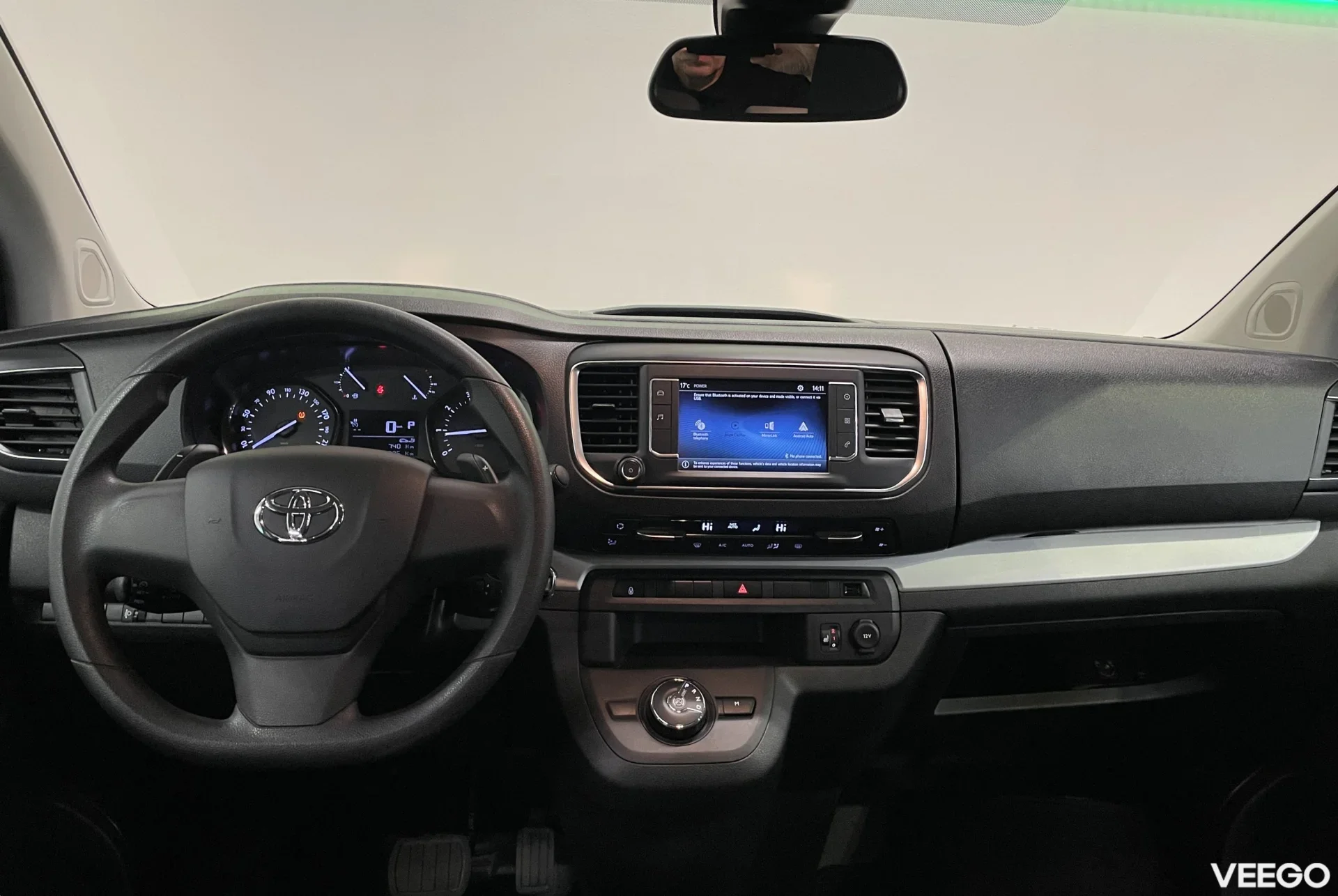 Toyota Proace Verso Long Double side door Shuttle 130kW