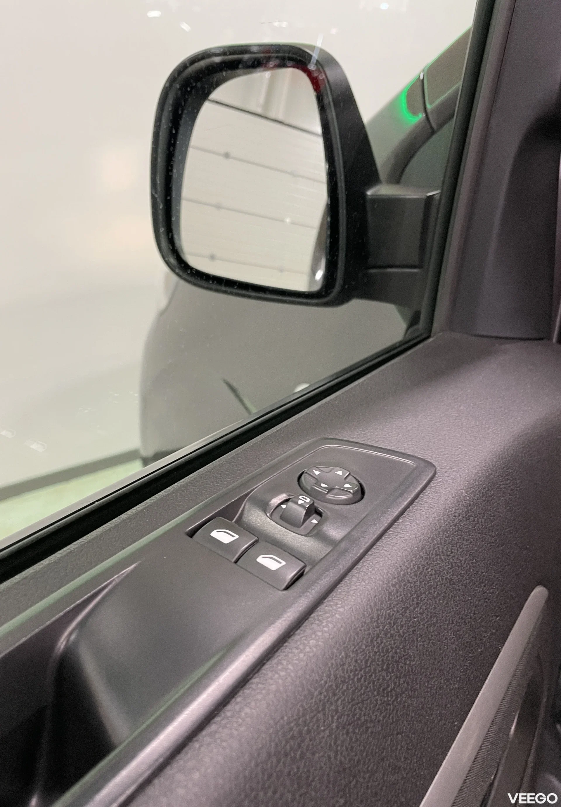 Toyota Proace Verso Long Double side door Shuttle 130kW