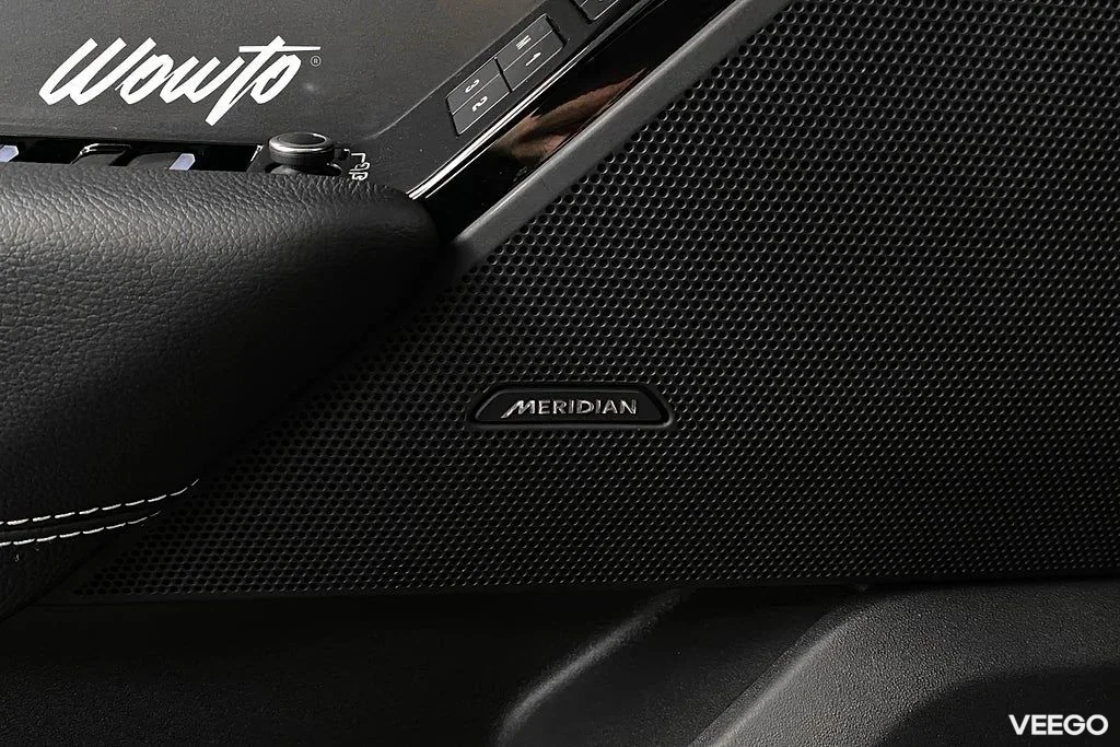 Land Rover Range Rover Velar P250 AWD /Värmare /Meridian 184kW