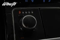 Land Rover Range Rover Velar P250 AWD /Värmare /Meridian 184kW thumbnail