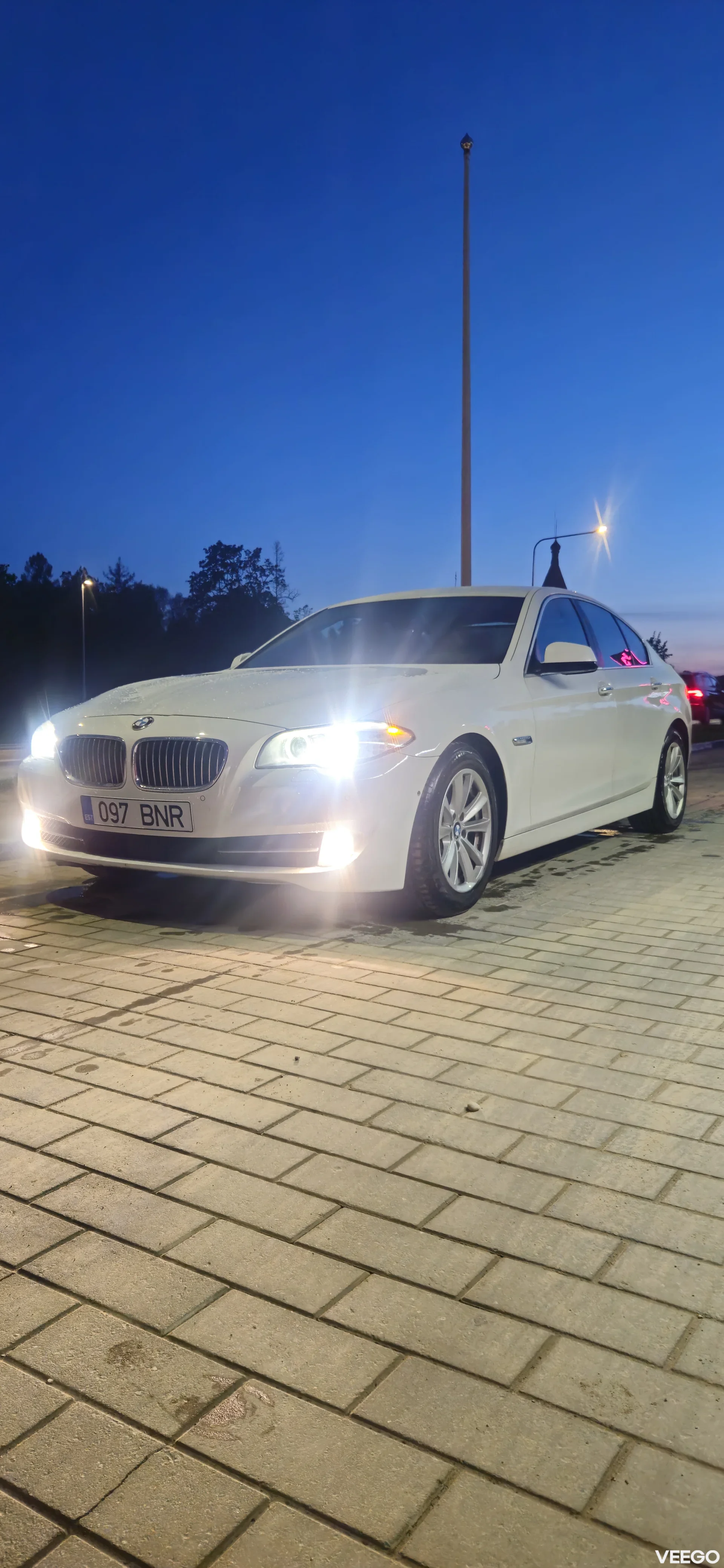 BMW 520 520d 2.0 135kW